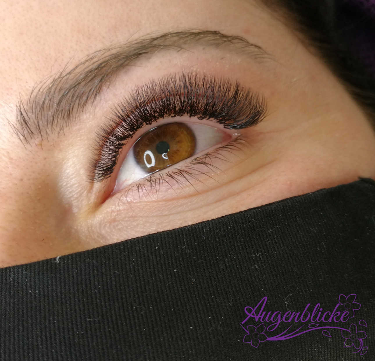 Volumenwimpernverlängerung 4D Augenblicke Beauty